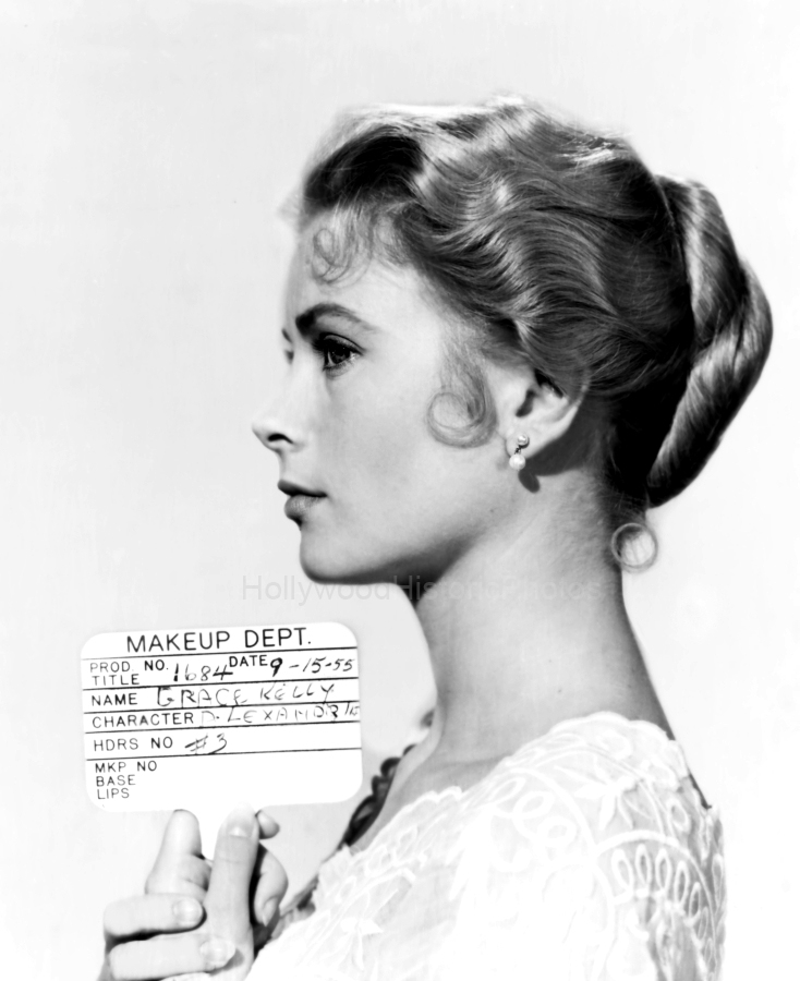 Grace Kelly 1956 1 WM.jpg